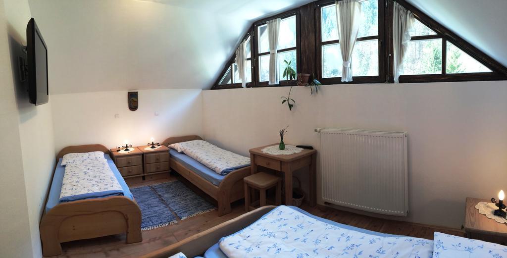 Apartments Pod Macesnovo Streho Solcava Ngoại thất bức ảnh