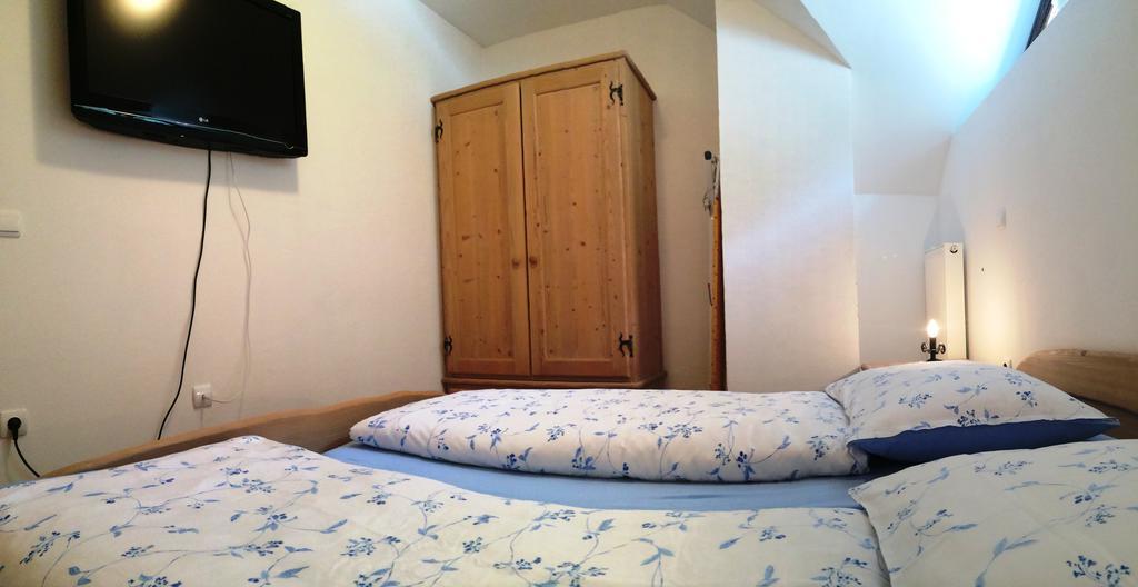 Apartments Pod Macesnovo Streho Solcava Ngoại thất bức ảnh